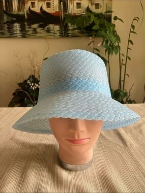 Exquisite Light Blue Scalloped Polyester Bucket Hat
